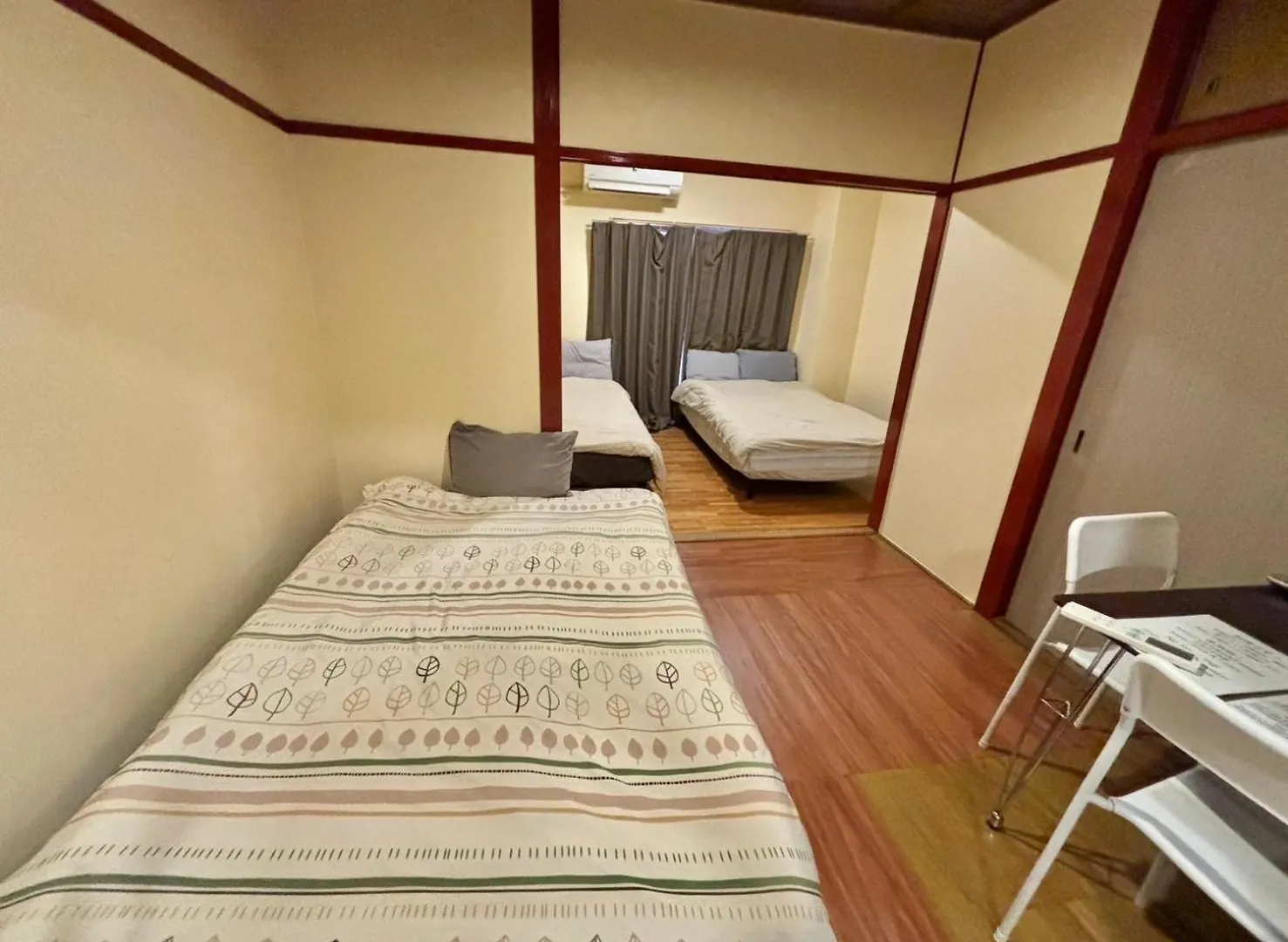 Three Beds Apartment With Kitchen By Shinsaibashi Osaka